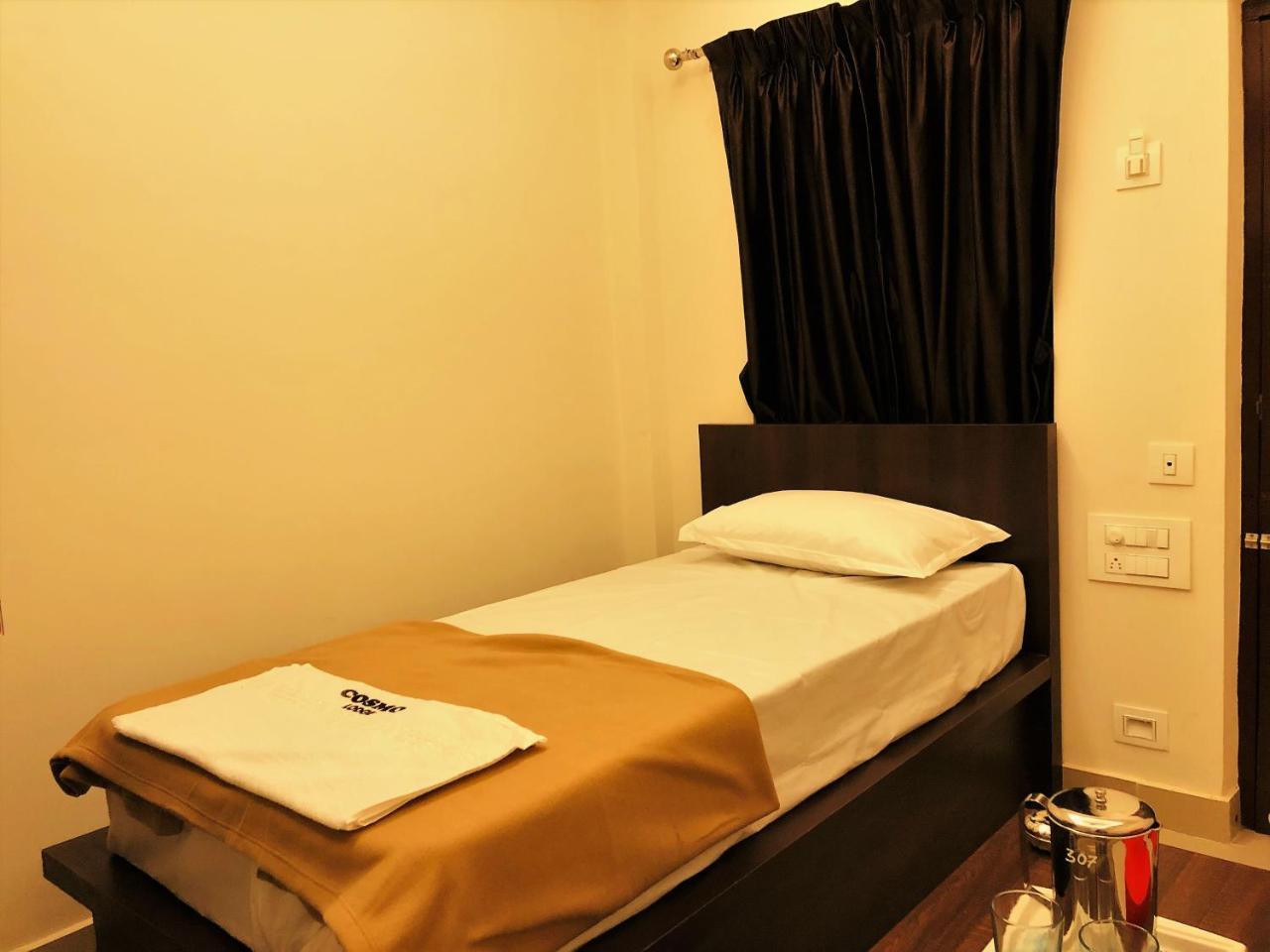 Cosmo Lodge Mangalore Exteriör bild