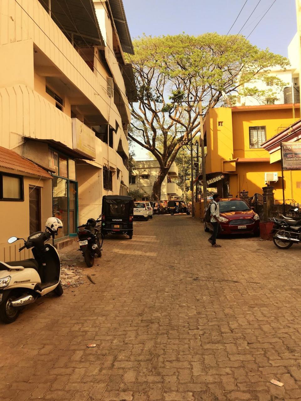 Cosmo Lodge Mangalore Exteriör bild